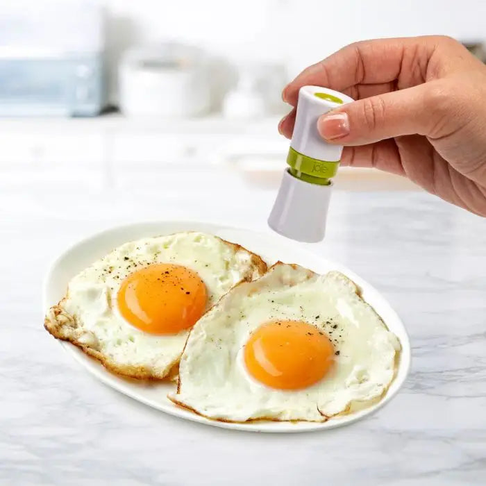 Salt & Pepper To Go Joie HIC 34828