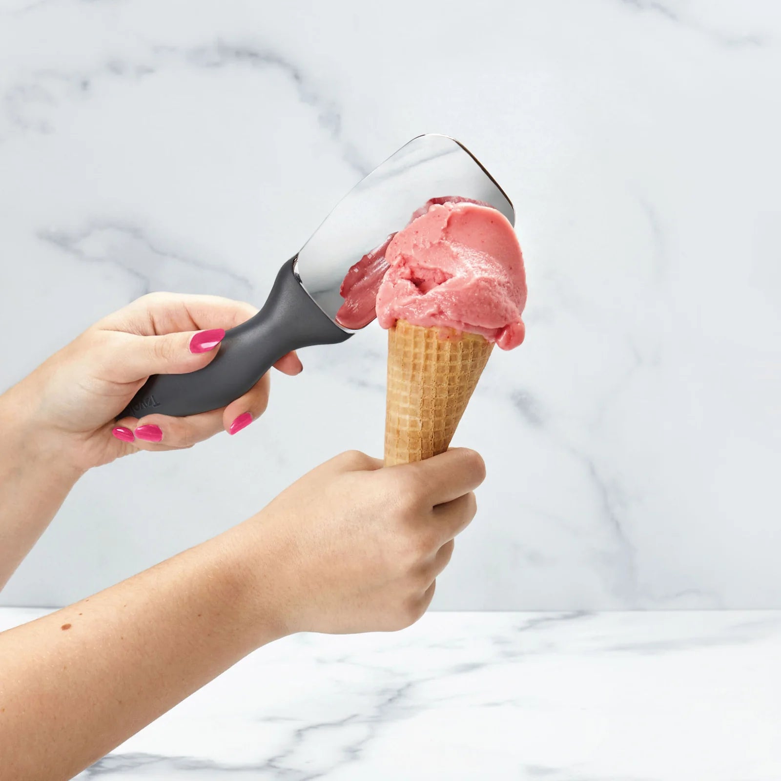 Tilt Up Ice Cream Spade Charcoal TOVO 1001024.00