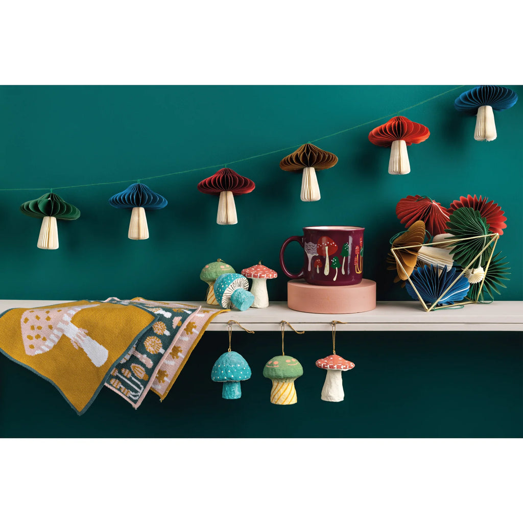 Garland Paper Mushroom Gems DANI JTO3860D