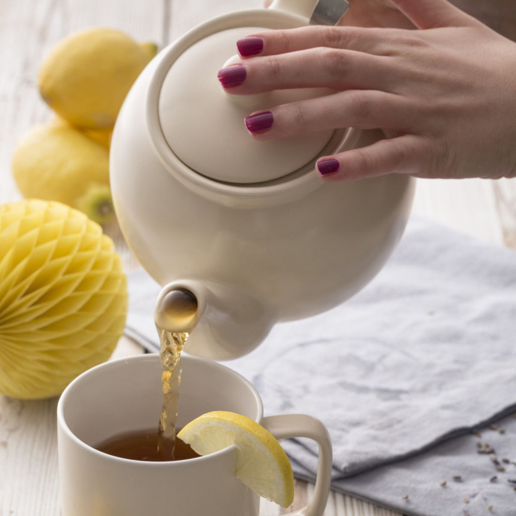 Teapot 6c matte cream stoneware P&K RW 0056.735U