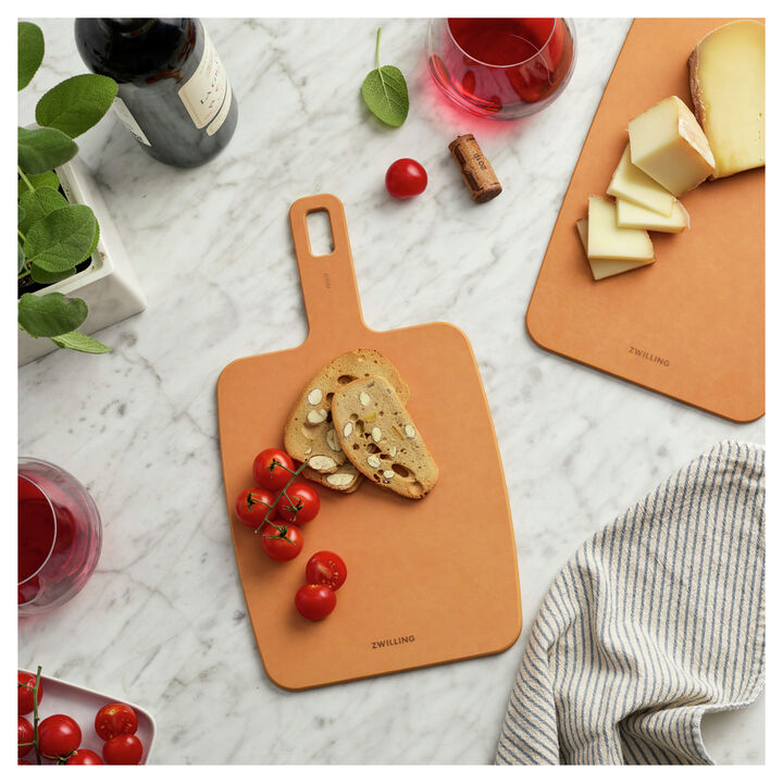 Cutting Board 13x7.5 PF nat w/handle ZWIL 1031151