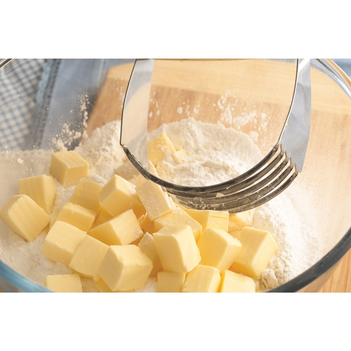 Pastry Blender Mrs. A HIC 45752