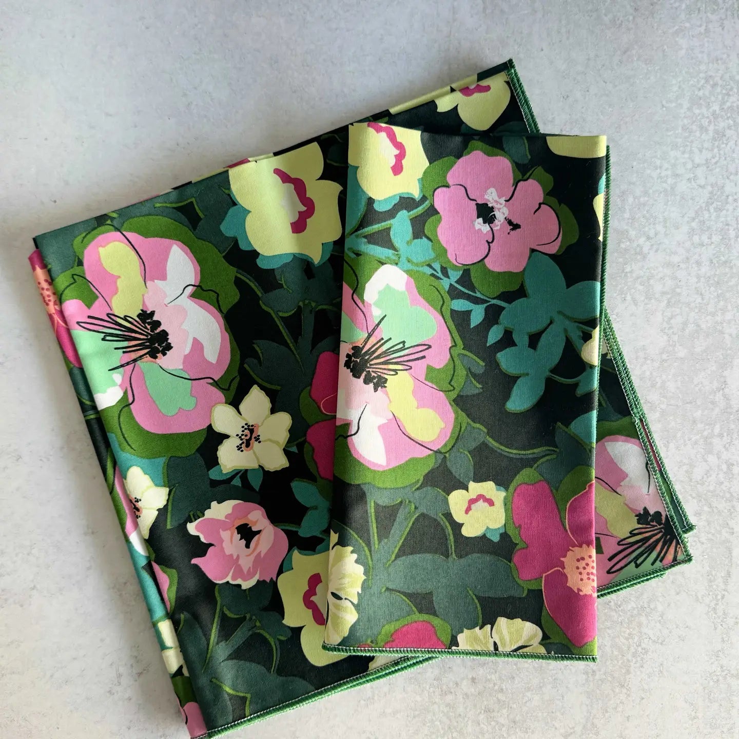 Dinner Napkins, Flower Bloom 4pc DOT