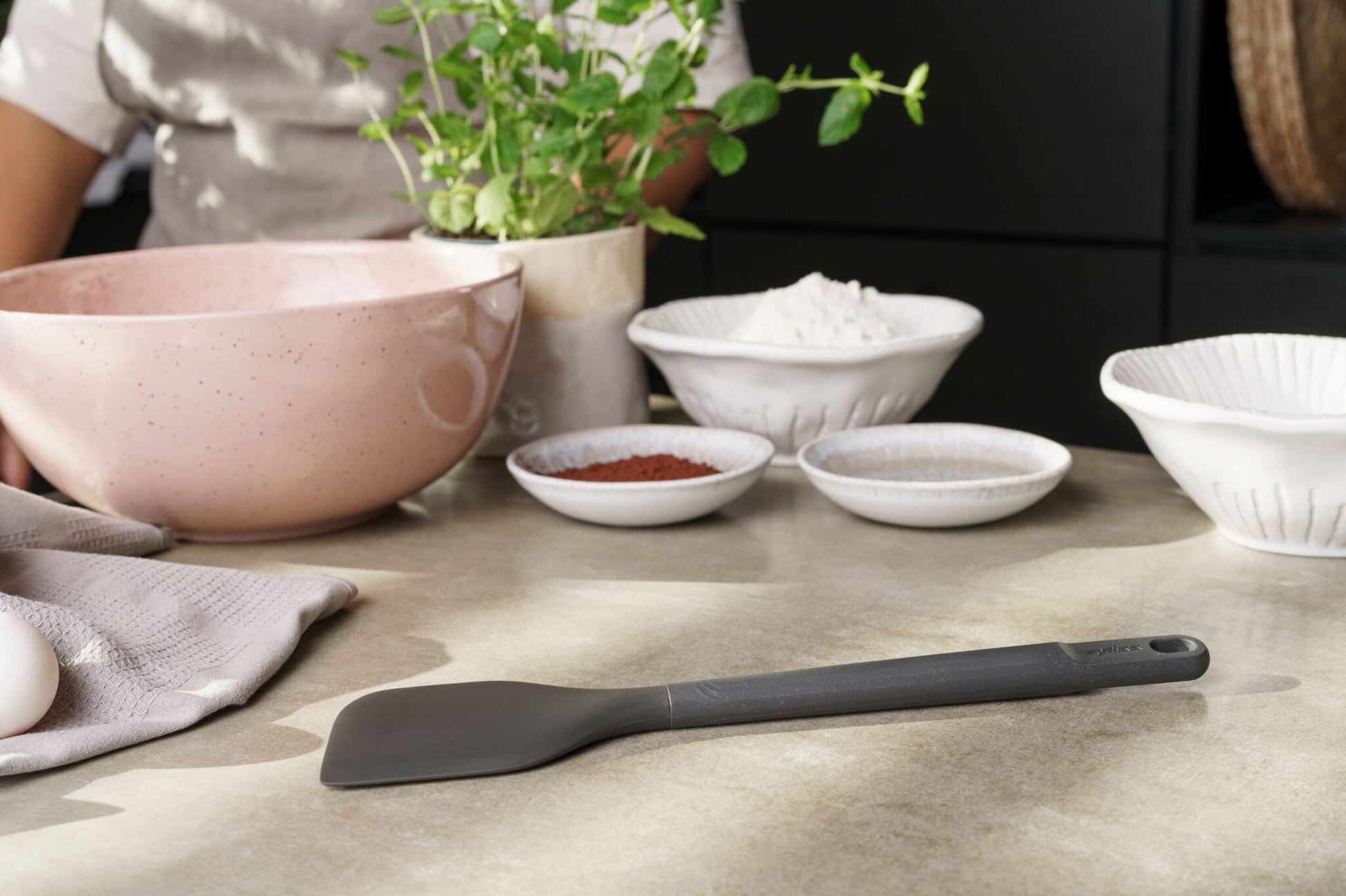 Spatula L char ZYL E980222