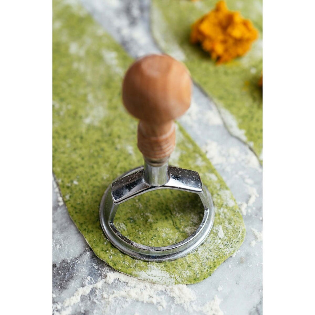 Ravioli Stamp Fluted Round Stamp 2in Fantes HIC 43219