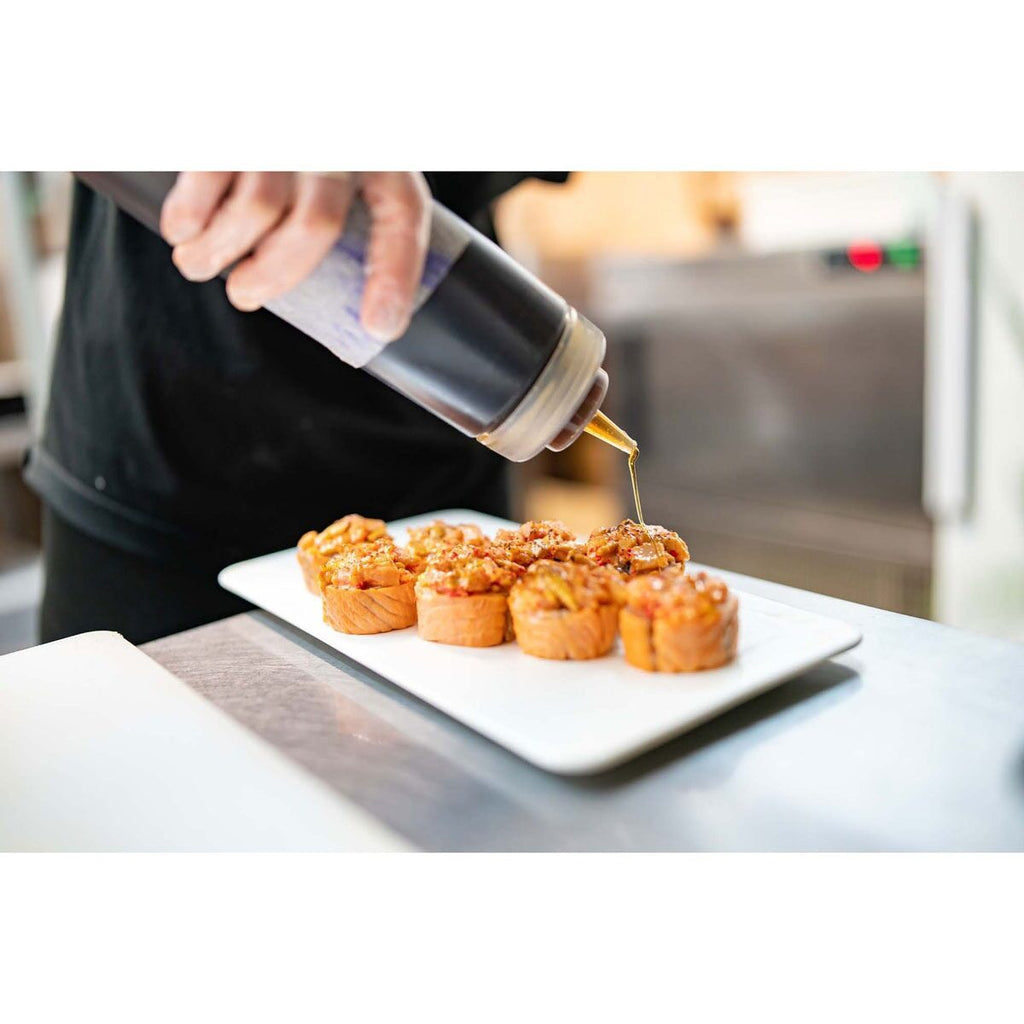 Squeeze Bottle, 8oz HIC 43164