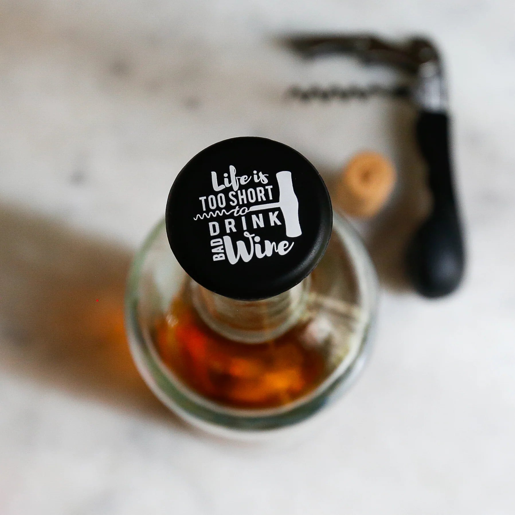 Wine cap "Life is too short..." CAPA blk