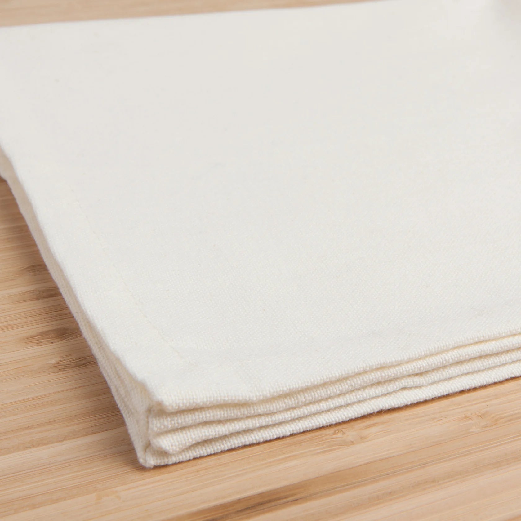 Napkins Spectrum Ivory 4pc DANI 1800555